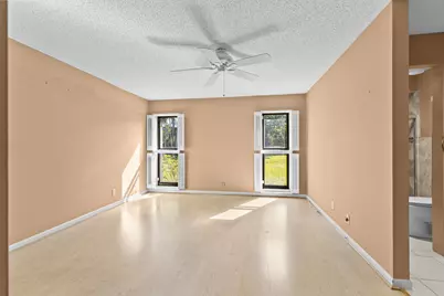 7974 Cloverfield Circle, Boca Raton, FL 33433 - Photo 17