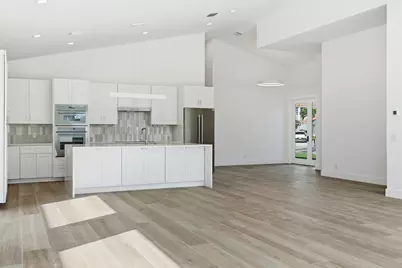 13878 Palm Grove Place, Palm Beach Gardens, FL 33418 - Photo 15