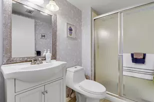 120 Lake Constance Dr, West Palm Beach, FL 33411 - Photo 49