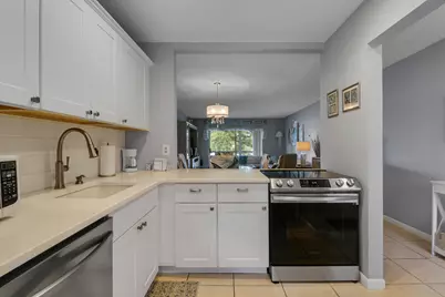 120 Lake Constance Drive, West Palm Beach, FL 33411 - Photo 29