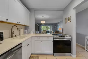 120 Lake Constance Dr, West Palm Beach, FL 33411 - Photo 29