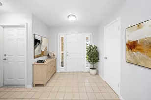 8 Windsor Ln, Palm Beach Gardens, FL 33418 - Photo 5