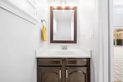 8 Windsor Lane, Palm Beach Gardens, FL 33418 - Photo 19