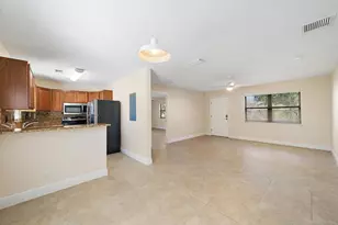 135 Shore Ct, North Palm Beach, FL 33408 - Photo 5