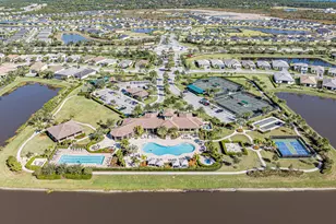 781 SE Courances Dr, Port Saint Lucie, FL 34984 - Photo 37