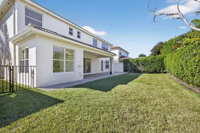 103 Villa Nueva Place, Palm Beach Gardens, FL 33418 - Photo 5