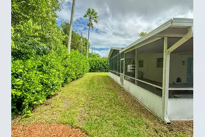 8911 SW 197th Street, Cutler Bay, FL 33157 - Photo 31