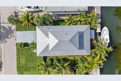 27385 Saint Lucie Lane, Ramrod Key, FL 33042 - Photo 57