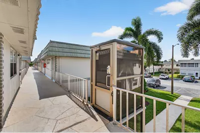 702 Monaco O, Delray Beach, FL 33446 - Photo 45