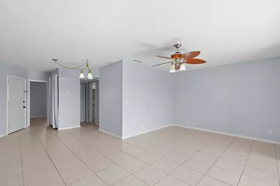 110 Wettaw Lane, Unit #204, North Palm Beach, FL 33408 - Photo 5
