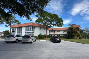 2600 SE Ocean Blvd Unit, Stuart, FL 34996 - Photo 1