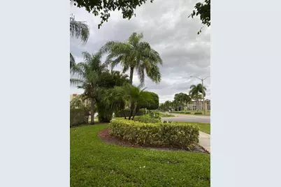 3755 Via Poinciana, Unit #203, Lake Worth, FL 33467 - Photo 29