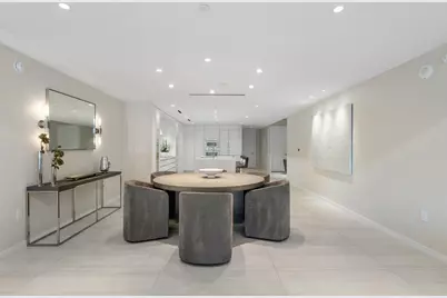 200 SE Mizner Boulevard, Unit #307, Boca Raton, FL 33432 - Photo 13