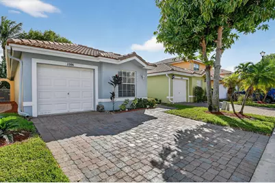3386 Commodore Court, West Palm Beach, FL 33411 - Photo 3
