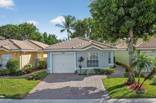 3386 Commodore Ct, West Palm Beach, FL 33411 - Photo 5