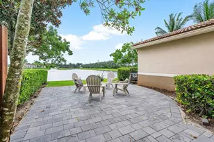 6748 Old Farm Trail, Boynton Beach, FL 33437 - Photo 17