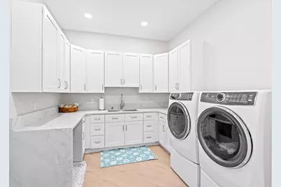 8425 Apache Boulevard, The Acreage, FL 33470 - Photo 23