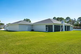 8425 Apache Blvd, The Acreage, FL 33470 - Photo 59