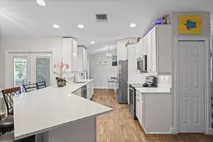 1736 21st St SW, Vero Beach, FL 32962 - Photo 11