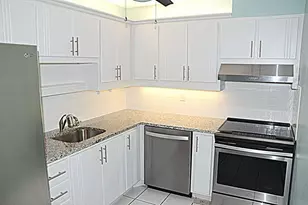 10101 S 44th Dr, Boynton Beach, FL 33436 - Photo 3