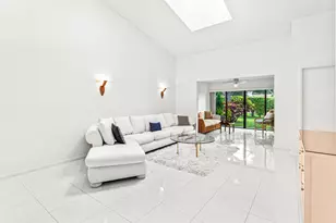 8348 Sunmeadow Ln, Boca Raton, FL 33496 - Photo 5