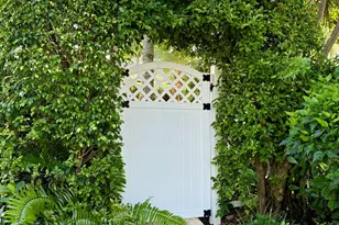 222 Miraflores Dr, Palm Beach, FL 33480 - Photo 15