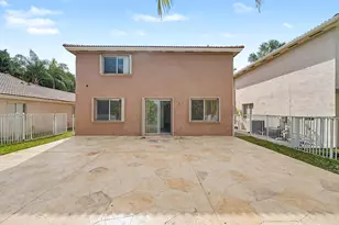 4015 Banyan Trails Dr, Coconut Creek, FL 33073 - Photo 9