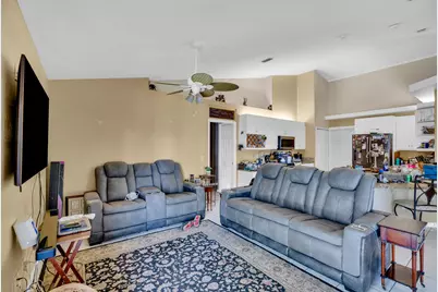 2711 SE Fall St Street, Port Saint Lucie, FL 34984 - Photo 9