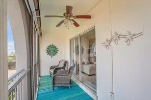 250 NE 20th St, Boca Raton, FL 33431 - Photo 21