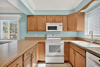 188 SE Village Drive, Unit #188, Port Saint Lucie, FL 34952 - Photo 11