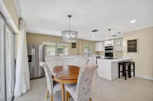 324 Orange Tree Dr, Atlantis, FL 33462 - Photo 7