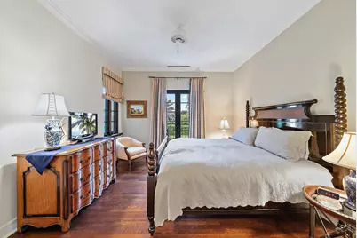 143 Clarendon Avenue, Palm Beach, FL 33480 - Photo 41