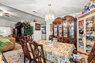 6202 Alexandria Cir, Fort Pierce, FL 34982 - Photo 7