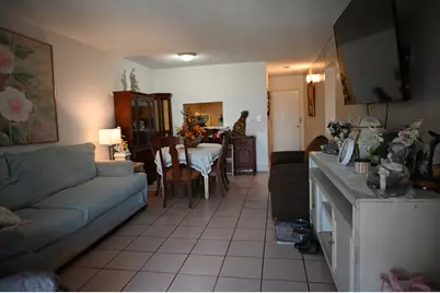 6215 W 20th Avenue, Unit #415, Hialeah, FL 33012 - Photo 15