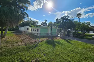 2909 SE 39th Ave, Okeechobee, FL 34974 - Photo 1