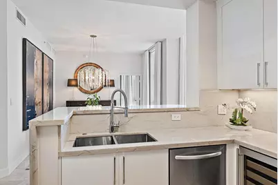 550 Okeechobee Boulevard, Unit #Uph-11, West Palm Beach, FL 33401 - Photo 9