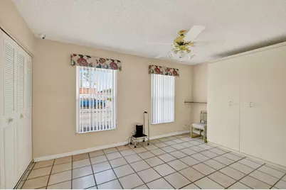 700 Marlboro Oval, Lake Worth, FL 33467 - Photo 27