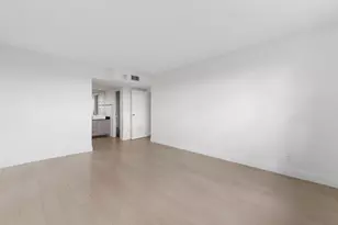 16546 NE 26th Ave Unit, North Miami Beach, FL 33160 - Photo 11