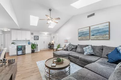 6194 Brandon Street, Palm Beach Gardens, FL 33418 - Photo 3