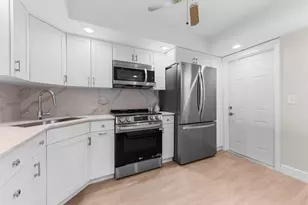 3111 NE 51st St, Fort Lauderdale, FL 33308 - Photo 3