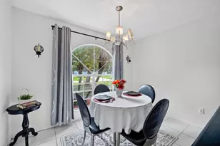 1622 SE Nancy Ln, Port Saint Lucie, FL 34983 - Photo 11