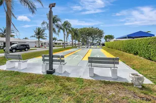 100 Leisure Lake Cir, Boynton Beach, FL 33426 - Photo 39