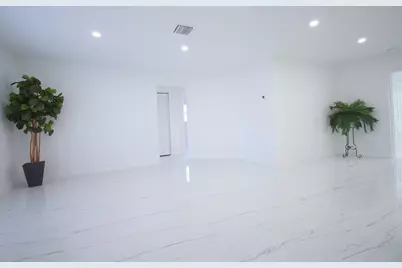 3541 NW 37th Avenue, Lauderdale Lakes, FL 33309 - Photo 15