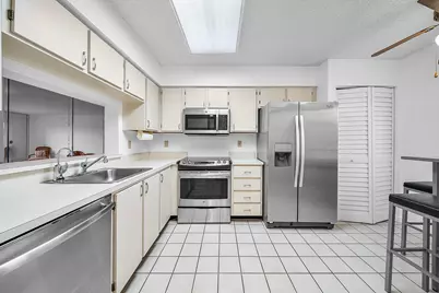 14500 Stirling Way, Unit #405, Delray Beach, FL 33446 - Photo 5