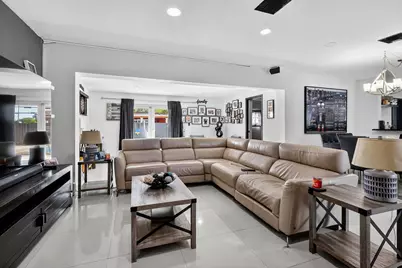 6120 NW 110th Terrace, Hialeah, FL 33012 - Photo 13