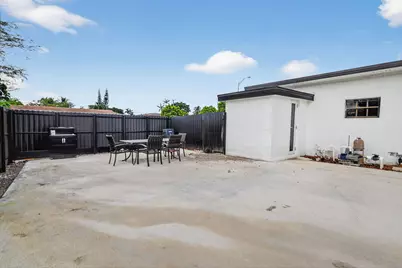 6120 NW 110th Terrace, Hialeah, FL 33012 - Photo 45