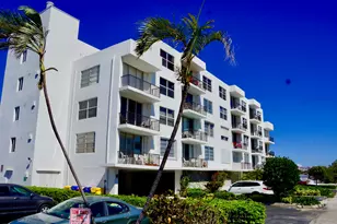 301 Croton Ave, Lantana, FL 33462 - Photo 1