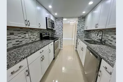 301 Croton Avenue, Unit #406, Lantana, FL 33462 - Photo 15