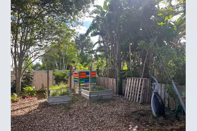 7598 W Country Club Boulevard, Boca Raton, FL 33487 - Photo 25