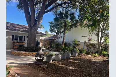 7598 W Country Club Boulevard, Boca Raton, FL 33487 - Photo 21